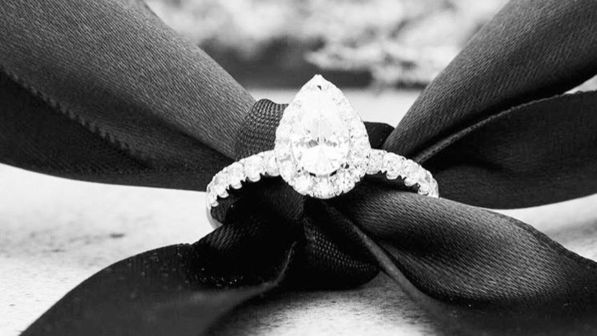 https://thediamondguys.com.au/wp-content/uploads/2017/11/How-to-Make-your-Diamond-Engagement-Ring-Look-Bigger-The-Diamond-Guys.jpg