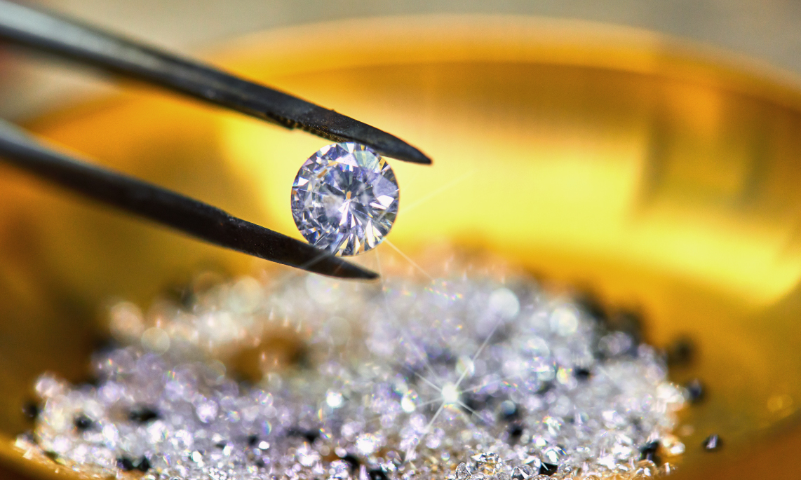 Lab Grown vs Natural Diamond Making an Informed Choice